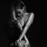 Rihanna : sensuelle pour la pub de son parfum Rogue