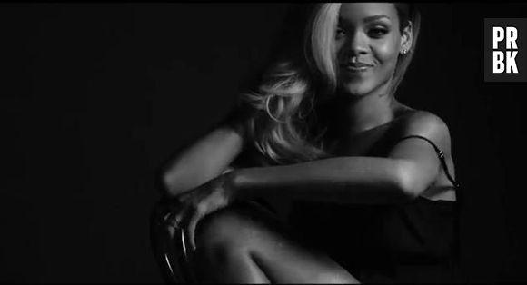 Rihanna : sensuelle pour la pub de son parfum Rogue