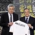 Carlo Ancelotti et Florentino Pérez, le 26 juin 2013 à Santiago Bernabeu