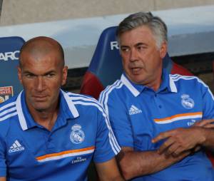 Carlo Ancelotti et son adjoint, Zinédine Zidane
