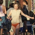 Amanda Seyfried en culotte sur le tournage du film "While We're Young"