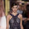 Fashion Week de Paris : Miranda Kerr et Cara Delevingne défilent pour Stella McCartney