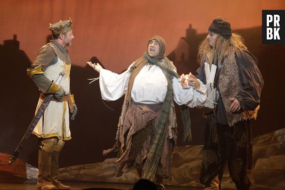 PEF sur scène dans Spamalot, le 3 octobre 2013 à Bobino (Paris)
