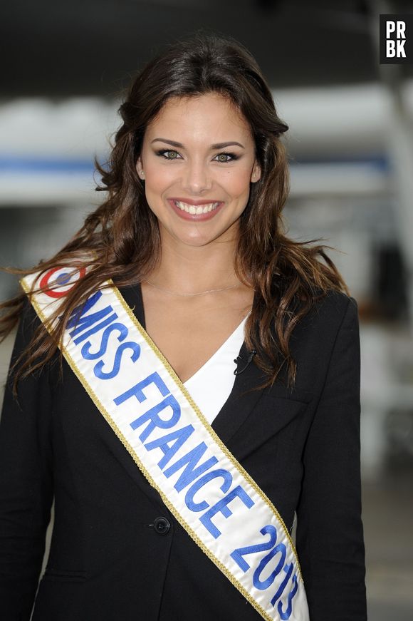 Marine Lorphelin : sexy et amusante pour son passage dans Le Grand Journal