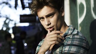 Bastian Baker : "Pour gagner Danse avec les stars, il faut faire le show" (INTERVIEW)