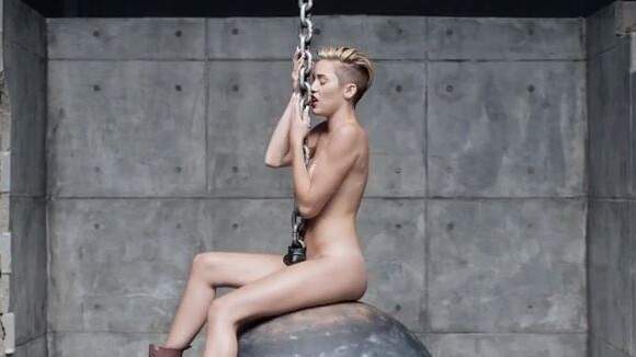 Miley Cyrus : Liam Hemsworth encore amoureux à cause de Wrecking Ball ?