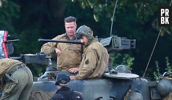 Brad Pitt et Shia LaBeouf sur le tournage de Fury, le 4 octobre 2013 à Londres