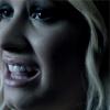 Demi Lovato dans le clip de Let it Go pour le film La Reine des Neiges
