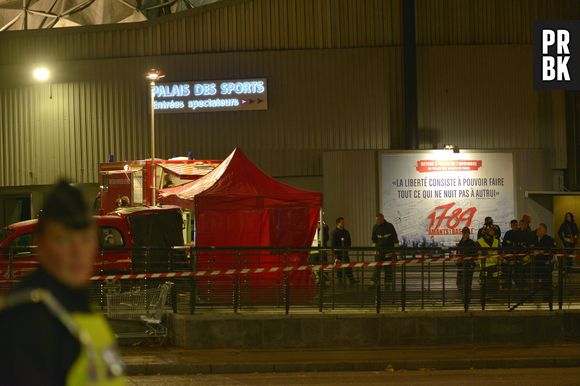 1789, les Amants de la Bastille : l'explosion au Palais des Sports de Paris fait un mort et une quinzaine de blessés, le 8 novembre 2013