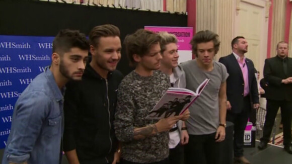 One Direction : séance de dédicace à Londres pour la sortie de leur livre