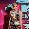 Miley Cyrus sur le tapis rouge des MTV EMA 2013