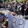 Paul Walker : des fans lui rendent hommage à Los Angeles une semaine après sa mort