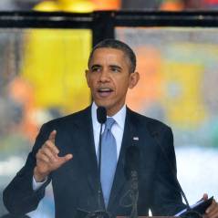 Barack Obama : flagrant délit de selfie à la cérémonie d'hommage à Mandela