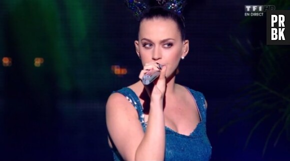NMA 2014 : Katy Perry sur la scène de Cannes avec le titre 'Roar'