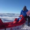 Alexander Skarsgard : l'acteur de True Blood pose nu en plein milieu de la neige du Pôle Sud