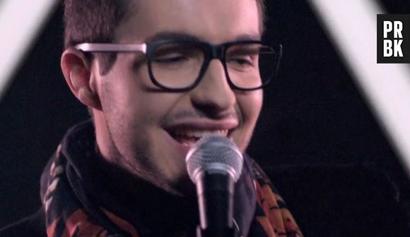 Olympe : C'est facile, le clip officiel de son premier single