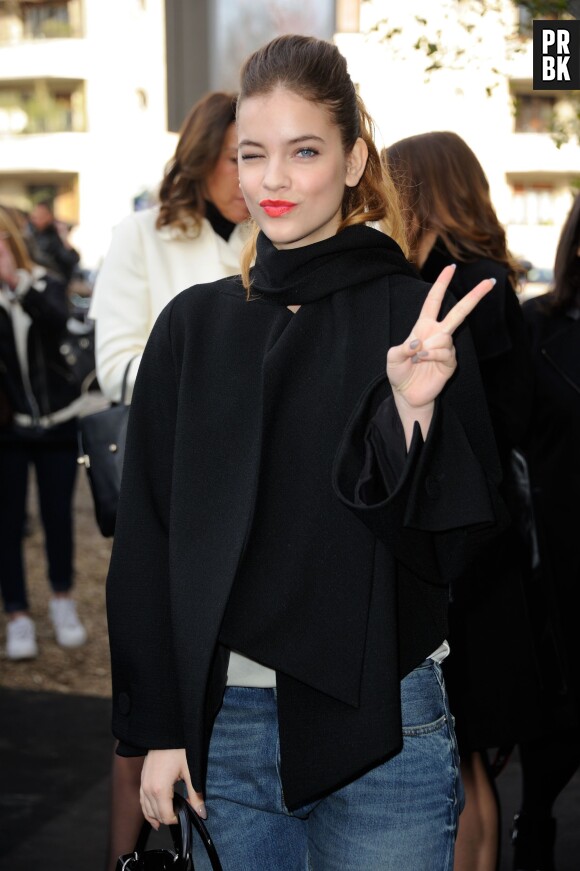 Barbara Palvin au défilé Dior pendant la Fashion Week automne-hiver 2014-2015 à Paris, le 18 janvier 2014