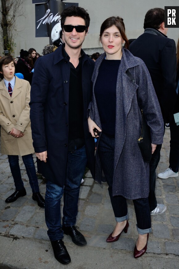 Jérémy Elkaim et Valérie Donzelli au défilé Dior pendant la Fashion Week automne-hiver 2014-2015 à Paris, le 18 janvier 2014