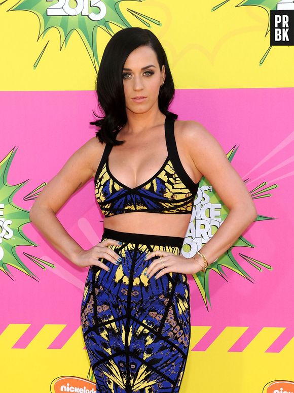 Katy Perry a prié pour avoir de gros seins