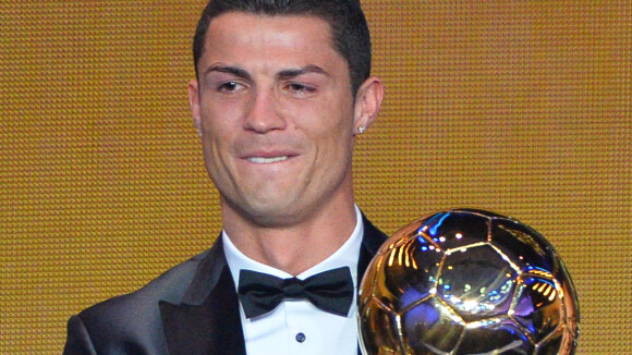 Cristiano Ronaldo a-t-il enfin perdu son melon ? "Je pleure, je ris et j'ai mes problèmes"
