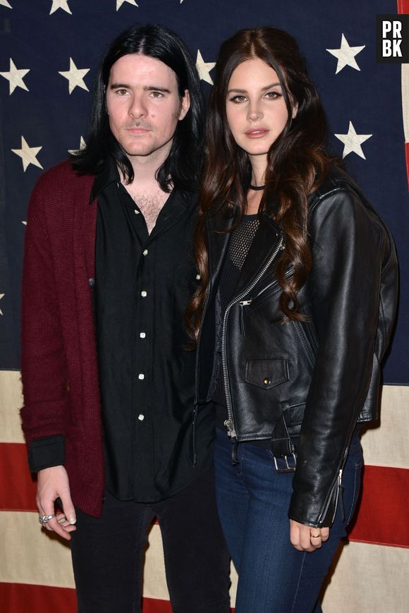 Lana Del Rey : secrètement fiancée à Barrie-James O'Neill ?