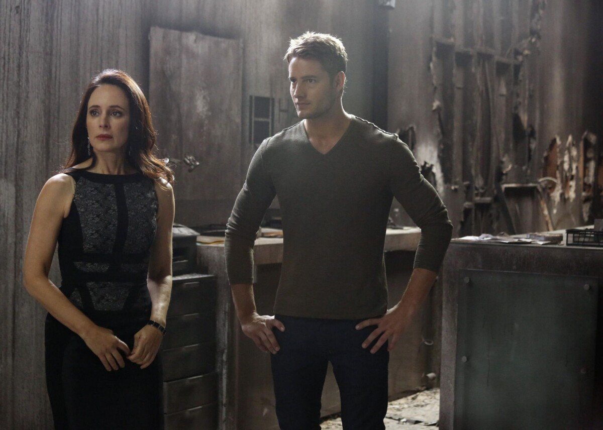 Revenge Saison 3 Streaming Photo : Revenge saison 3, épisode 14 : Patrick et Victoria sur une