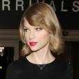Taylor Swift et son nouveau carré court, à l'aéroport de Los Angeles, le 12 février 2014