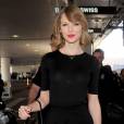 Taylor Swift lors d'un de ses déplacements à l'aéroport de Los Angeles, le 12 février 2014