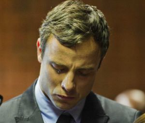 Oscar Pistorius : les larmes au yeux, le 19 ao&ucirc;t 2013 au tribunal de Pretoria