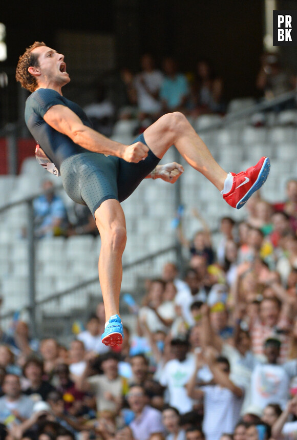 Renaud Lavillenie réussit le record de 6,16m, le 15 février 2014 en Ukraine