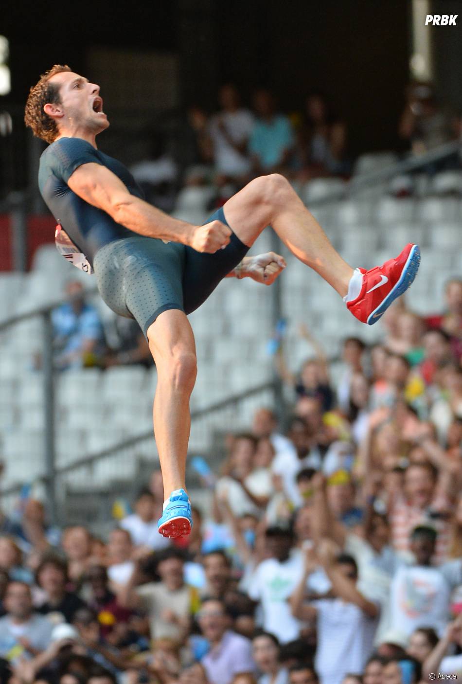 Renaud Lavillenie réussit le record de 6,16m, le 15 ...