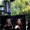 Pretty Little Liars saison 5 : Sasha Pieterse et Shay Mitchell sur le tournage
