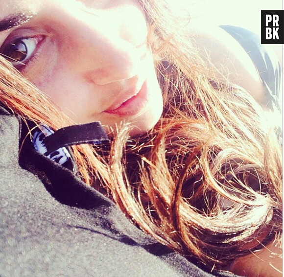 Les Anges de la télé-réalité 6 : Maude profite du soleil