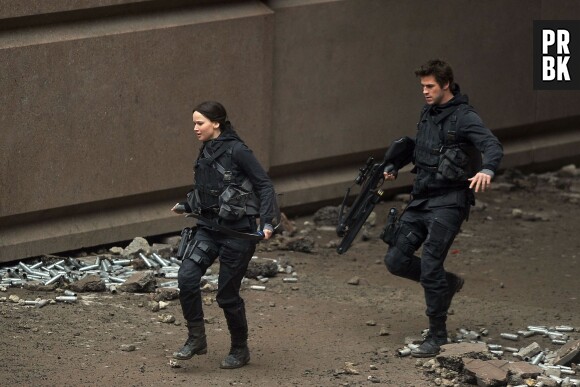 Hunger Games 3 : Liam Hemsworth et Jennifer Lawrence en tournage à Noisy le Grand le 13 mai 2014