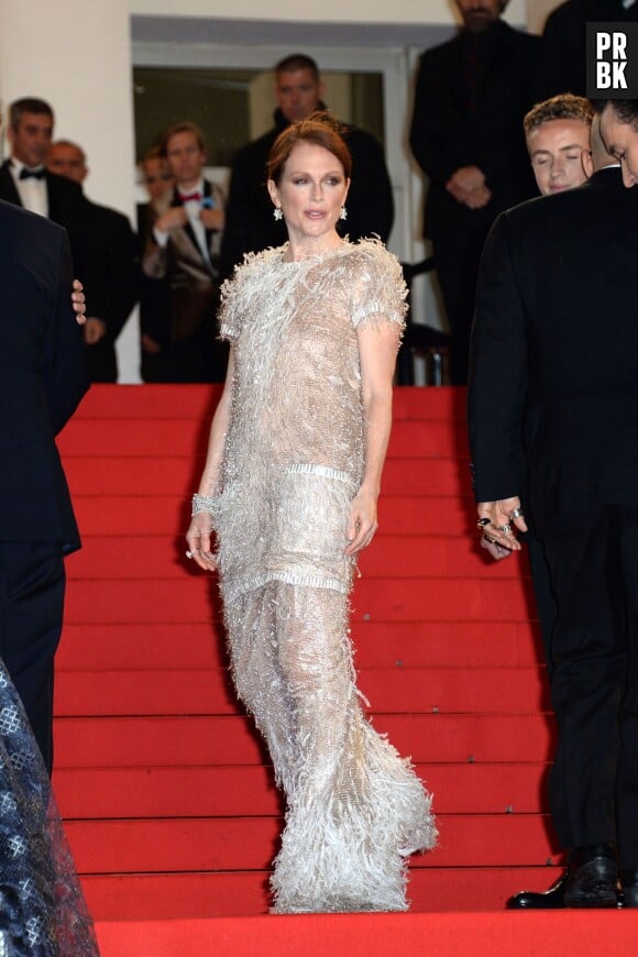 Festival de Cannes 2014 : Julianne Moore lors de la montée des marches