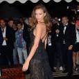 Irina Shayk dévoile sa culotte à la soirée Roberto Cavalli au Festival de Cannes 2014, le mercredi 21 mai