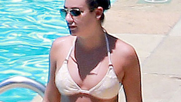 Lea Michele en bikini : sexy à Santa Barbara