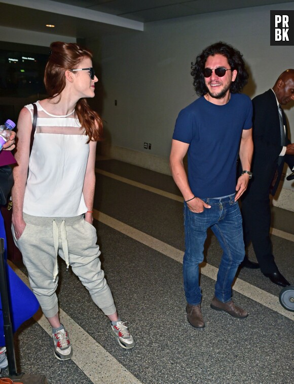 Game of Thrones : Kit Harington et Rose Leslie ensemble à LAX le 23 juillet 2014