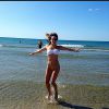Capucine Anav sexy en bikini à Montpellier