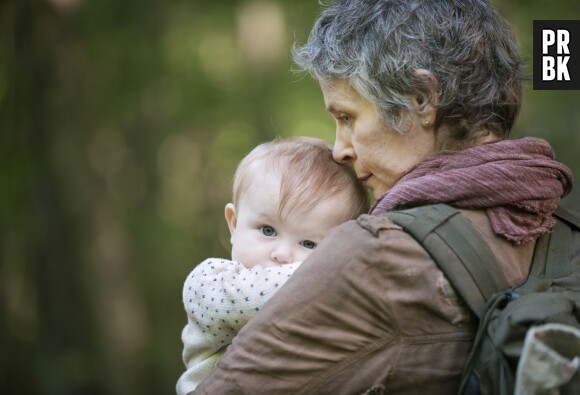 Walking Dead saison 5 : Judith et Carol sur une photo