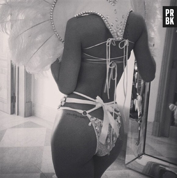 Rihanna : elle exhibe ses fesses pendant le carnaval de la Barbade