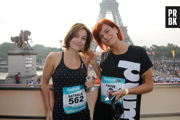 Fauve Hautot et Nathalie Péchalat prennent la pose avant La Parisienne 2014