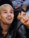 Rihanna et Chris Brown complices pendant un match des Lakers, le 25 décembre 2012 à L.A