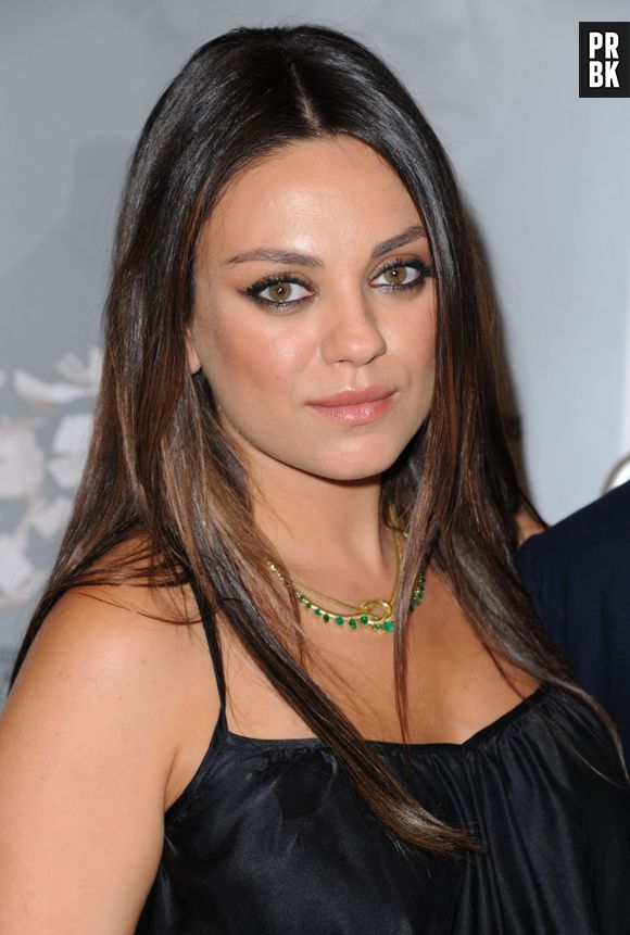 Mila Kunis enceinte : la petite amie d'Ashton Kutcher a accouché le 30 septembre 2014