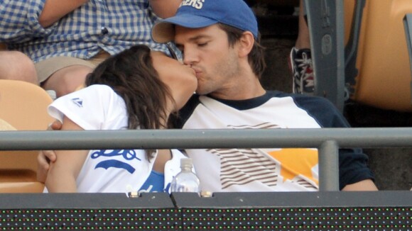 Mila Kunis et Ashton Kutcher parents : l'actrice a donné naissance à une fille !