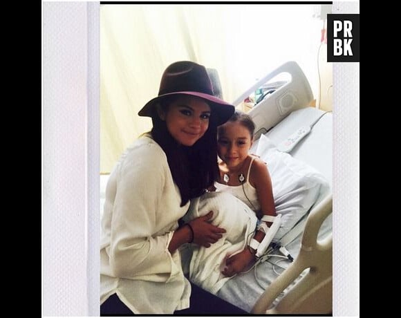 Selena Gomez : visite à une enfant malade, le 8 octobre 2014 à LA