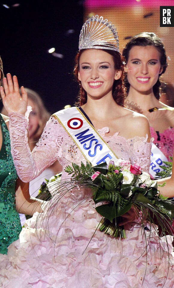 Delphine Wespiser (Miss France 2012) n'était pas rousse au naturel