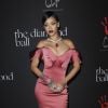 Rihanna glamour et sublime sur le tapis rouge du Diamond Ball