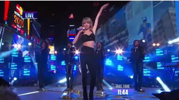 Taylor Swift : chute à Times Square pour le Nouvel An