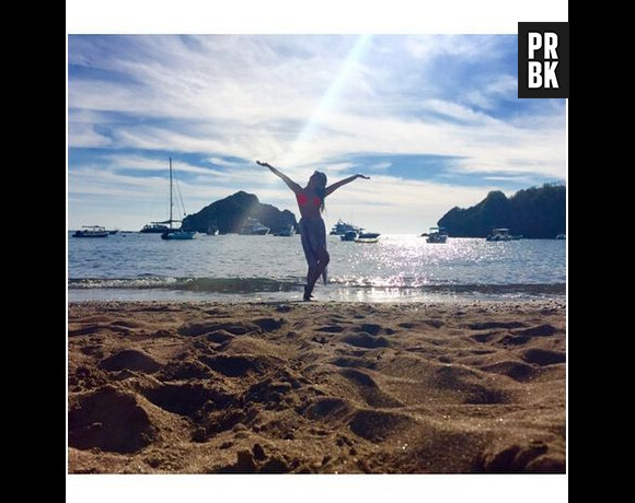 Lea Michele prend la pose pendant ses vacances au Mexique en janvier 2015